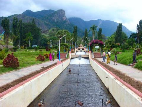Aliyar Dam Park scenic garden view near Pollachi on the way to Valparai