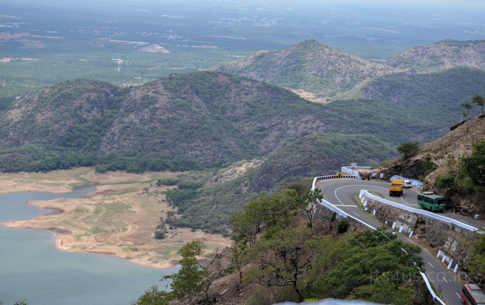 valparai hairpin bend6